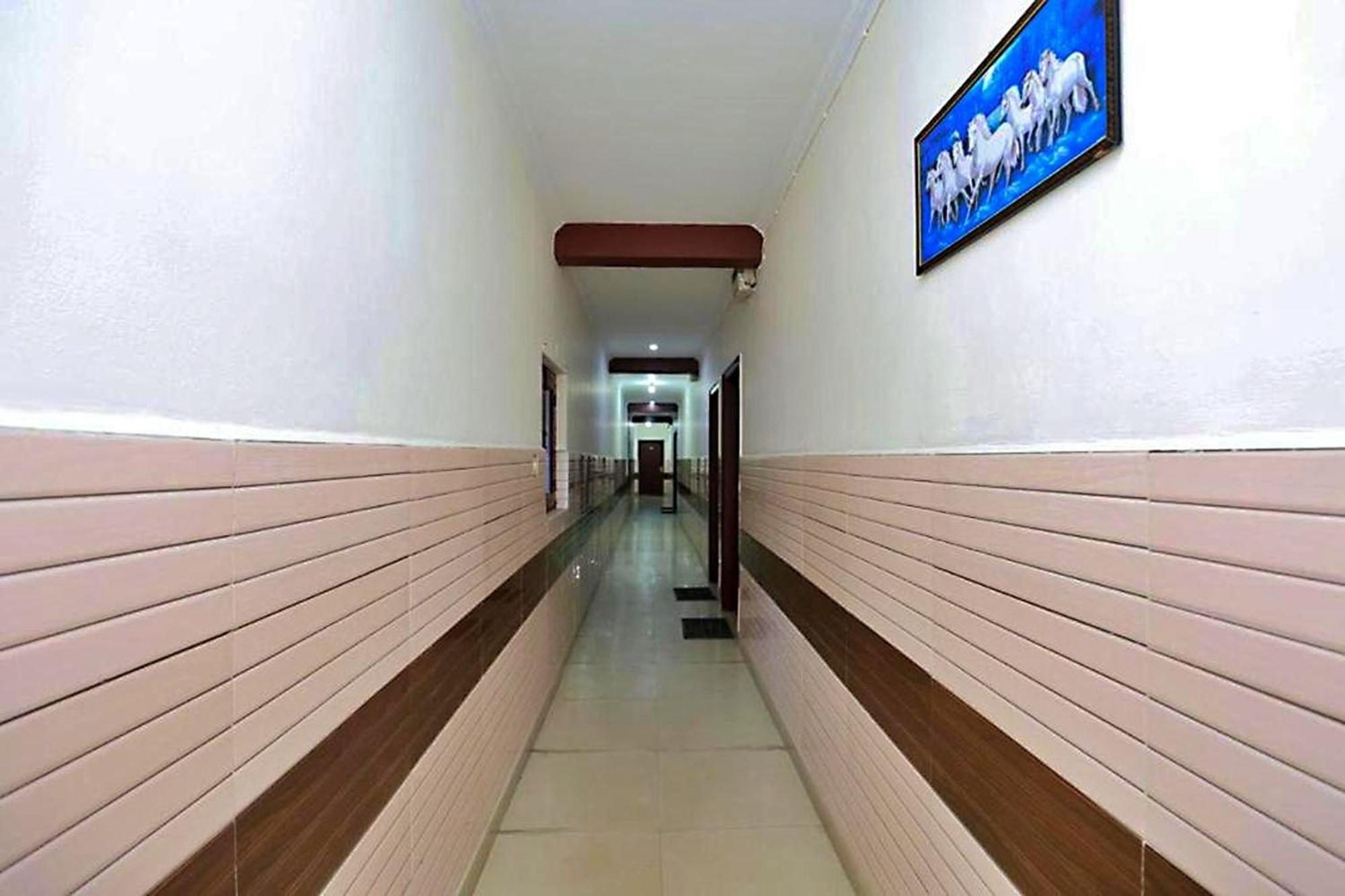 Hotel Sunlight Inn New Delhi Eksteriør billede